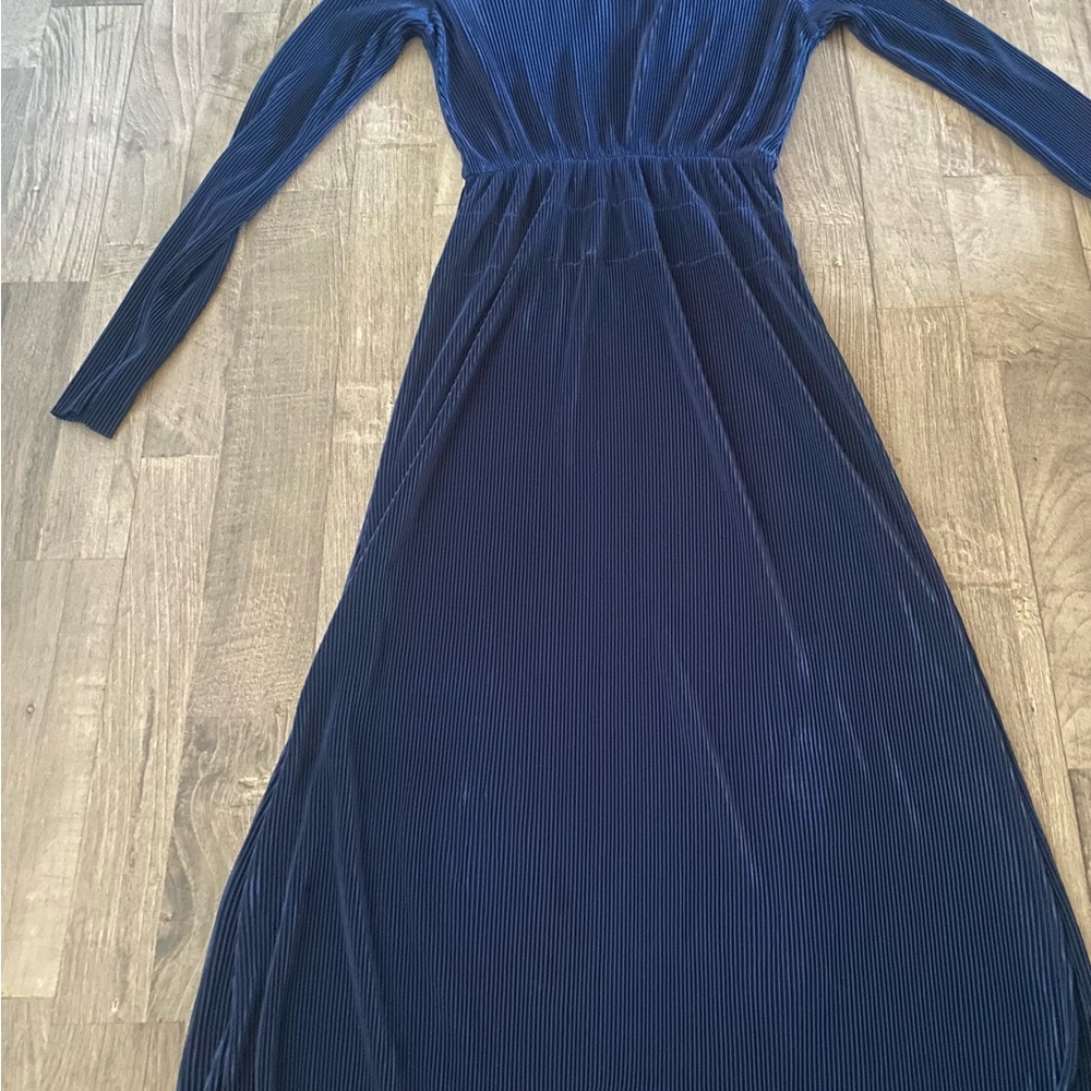 Elegant Navy Blue Long Sleeve Dress